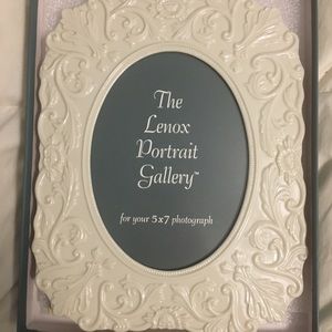 Lenox picture frame 5x7
